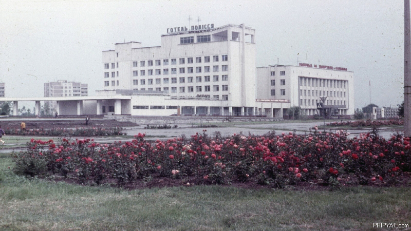 Illustration for article titled Photos Of Everyday Life In Pripyat Before The Chernobyl Disaster